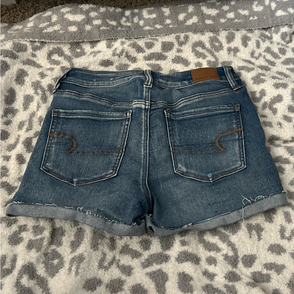 American Eagle distressed short - Picture 2 of 4